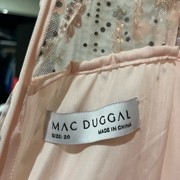 {Mac Duggal} Cap Sleeve Embellished Gown - Picture 12 of 12